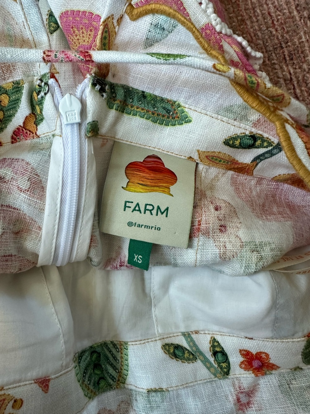 FARM Rio Macaw Bloom Linen Shorts - Picture 6 of 6